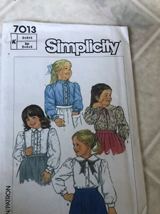 SIMPLICITY #7013 - BLUSA LINDA (ESTILO 4) PARA NIÑAS o PATRÓN SUPERIOR 3 4 5 FF - Imagen 1 de 3