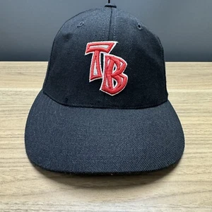 Reebok Tampa Bay Buccaneers Fitted Hat Size 7 1/2 Black NFL On Field Football - Picture 1 of 18