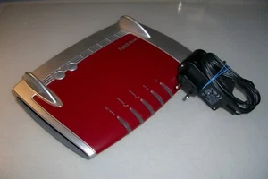 AVM FRITZBox 7330 300 Mbps 2-Port 1000 Mbps Wi-Fi 802.11b Router (20002510) - Bild 1 von 4