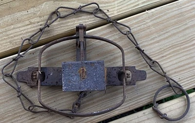 No. 2 1/2 STAR Double Under Spring  1980s TRAP Oneida Community Newhouse Antique - Image 1 of 4