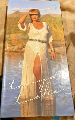 Tanya Tucker 4 CD Box Set (1995) Rare Find w/Color Booklet - Imagem 1 de 4