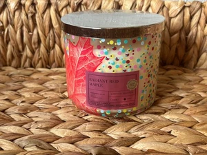 Bath & Body Works Radiant Red Maple 3-Docht Duftkerze 14,5 Oz. Neu - Bild 1 von 5