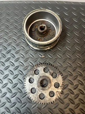1999 Yamaha TTR225 Flywheel Keyway Starter One Way Assembly - Image 1 of 4