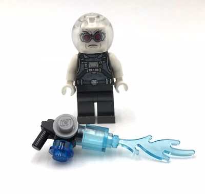 LEGO Mr. Freeze minifigure 76160 Super Heroes DC Batman Mr - Image 1 of 4
