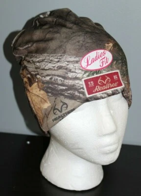 NEW Ladies Fit REALTREE Xtra Camo Beanie Hat Warm Hunting Womens - Image 1 of 4