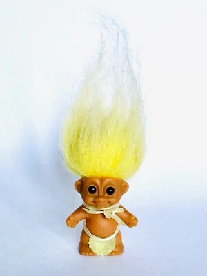 Muñeca Troll Russ Chippendale Tela Lomo Pelo Amarillo 2" De Colección Foto 1 de 4