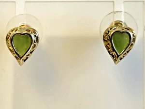 Vintage Gold Tone Metal Heart Shape Green Enamel Costume Fashion Earrings - Picture 1 of 7