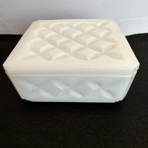 Vintage press glass melt glass 4 inch trinket box - Picture 1 of 6