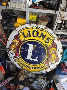 Vintage Lions Club International 30" rundes Metall Straßenschild Service Porzellan - Bild 1 von 7