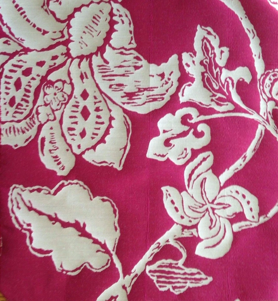OSBORNE & LITTLE Garment floral silk red woven India new remnant - Image 1 of 1
