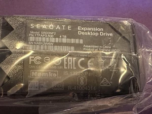 Seagate 4TB Expansion USB 3.0 Desktop Drive 3.5 INCH External Hard Drive - Picture 1 of 5