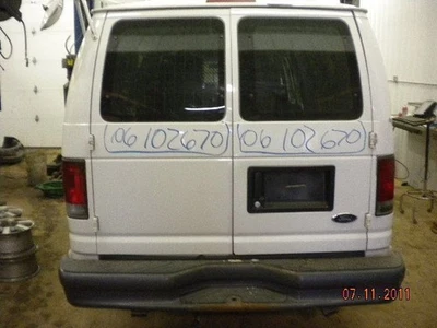 Luz de estacionamiento/esquina del conductor luz de estacionamiento señal de giro para camioneta Ford E150 03-07 9797842 Foto 1 de 4