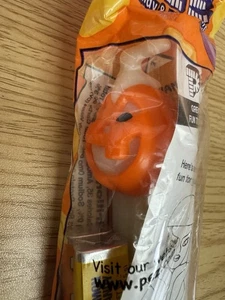 PEZ Caramelle e Dispenser Halloween si illumina al buio Pippo Jack-o-lantern!! - Foto 1 di 3
