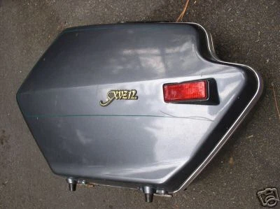 YAMAHA VENTURE XVZ12  BLUE SADDLEBAG BAG NO KEY!!! 198* - Image 1 of 2