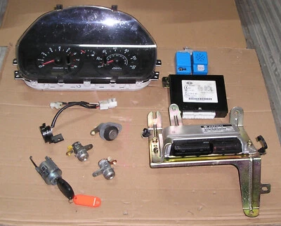 KIA PICANTO 1.0 (04-06) KIT COMPLETO CENTRALINA MOTORE E SET SERRATURE - 39110-02045 - Immagine 1 di 4