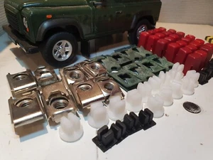 Land Rover Defender Bulkhead Nut Screw Clip Fitting Set Kit Shielder Galvanised - Picture 1 of 9