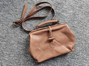 Borsa Timberland piccola in pelle marrone, ottime condizioni! - Foto 1 di 18