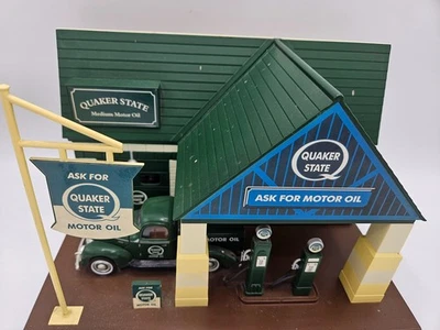 2001 年 Golden Wheels Quaker State Gas Stations Die-o-rama 完整 — 第 1/4 张图片