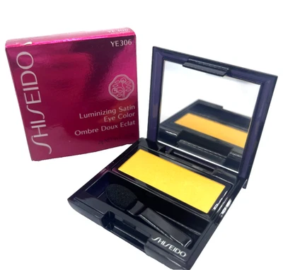 Shiseido Luminizing Satin  Eye Color Eye Shadow YE306  0.07oz / 2G - Image 1 of 4