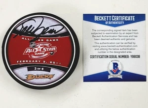 Teemu Selanne signed Official 2011 All-Star Game Puck autograph Beckett BAS - Picture 1 of 3