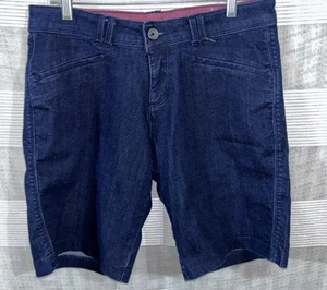 Lee Women’s Natural Fit Size 8 Bermuda Denim Jean Shorts - Picture 1 of 4