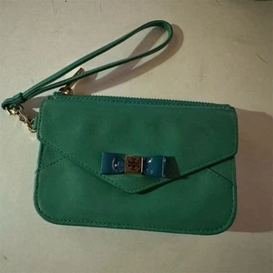 Tory Burch Women's Green/Teal Leather Wristlet Wallet with Bow Accent - Picture 1 of 4