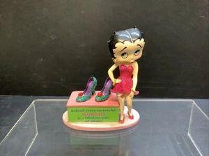 Betty Boop Figur im Ruhestand Danbury neuwertig 2012 fabelhaftes Paar Schuhe beschädigt - Bild 1 von 11