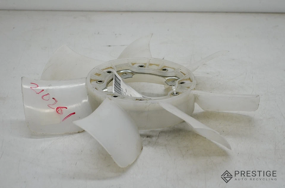 1984-1995 TOYOTA 4RUNNER FAN BLADE - Imagem 1 de 4