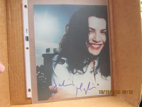 Julianna Margulies Signed Autographed 8X10 Photo   The Good Wife    ER Cover