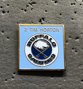 Buffalo Sabres #2 Tim Horton NHL Hockey Pin - Bild 1 von 1