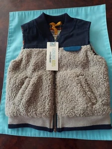 Oshkosh Boys Sherpa Winter Vest 18 Mths Vtg Khaki Plaid Lining Beige Blue NWT - Picture 1 of 9