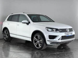 2017 Volkswagen Touareg 3.0 TDI V6 R-Line Plus Tiptronic 4WD Euro 6 (s/s) 5dr ES - Picture 1 of 24