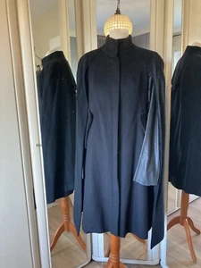 Ilaria Nistri Mantel Cape Mit Leder Ärmel Ital 46 Dt 38/40 Schwarz Avantgarde - Bild 1 von 13