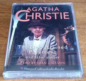 Agatha Christie - The Bloodstained Pavement - 2 x Hörbuch Kassette Tape Set - Bild 1 von 4