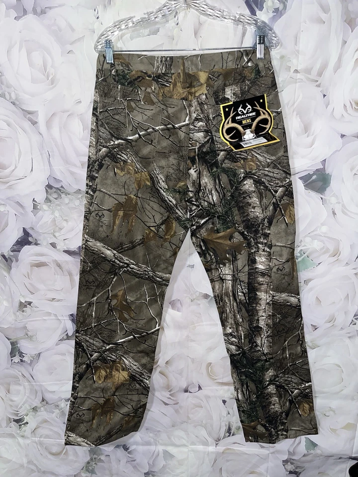 Realtree Camouflage Pants Men's 32x32 Flex Comfort 5 Pocket with Phone Zip NEW - Image 1 of 4