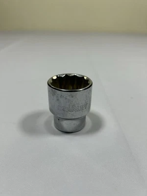 Stanley Metric 28 12 Point 88-800 Made in Usa Socket 1/2" Drive - Image 1 of 3