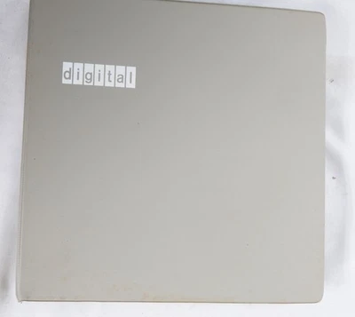 Vintage DEC VAX System Programming I/O Users Part I & II  BOX44 - Image 1 of 4