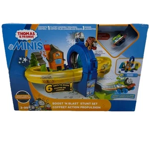 Thomas and Friends Minis Boost 'N Blast Stunt Set w Exclusive Mini New Sealed - Picture 1 of 12