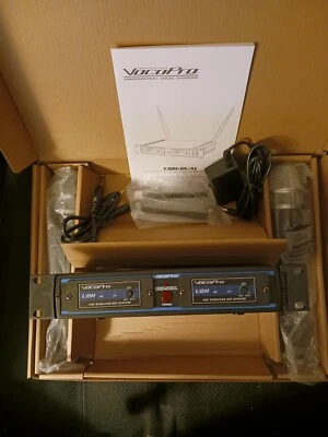 Wireless Mic System VocoPro UDH-DUAL-H Dual Channel UHF w Mic-on-Chip Technology - Image 1 of 4