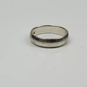 Vintage Plain Sterling Silver Band Hallmarked 925 Thailand Sz 7.5 3.4 Grams - Picture 1 of 6