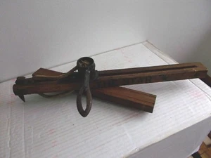 Vintage *The Star* Wood and Cast Iron Carpet Stretcher Tool - Picture 1 of 5