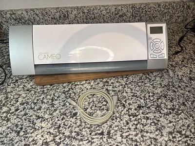Silhouette Cameo E158051 Vinyl Cutting Machine UNTESTED. NO POWER CORD - Image 1 of 4