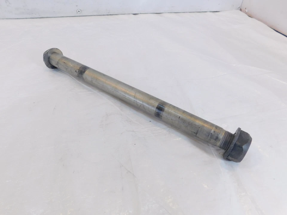 Harley-Davidson Dyna Wide Glide Fat & Street Bob 2008-2017 eje de rueda trasera y tuerca Foto 1 de 4