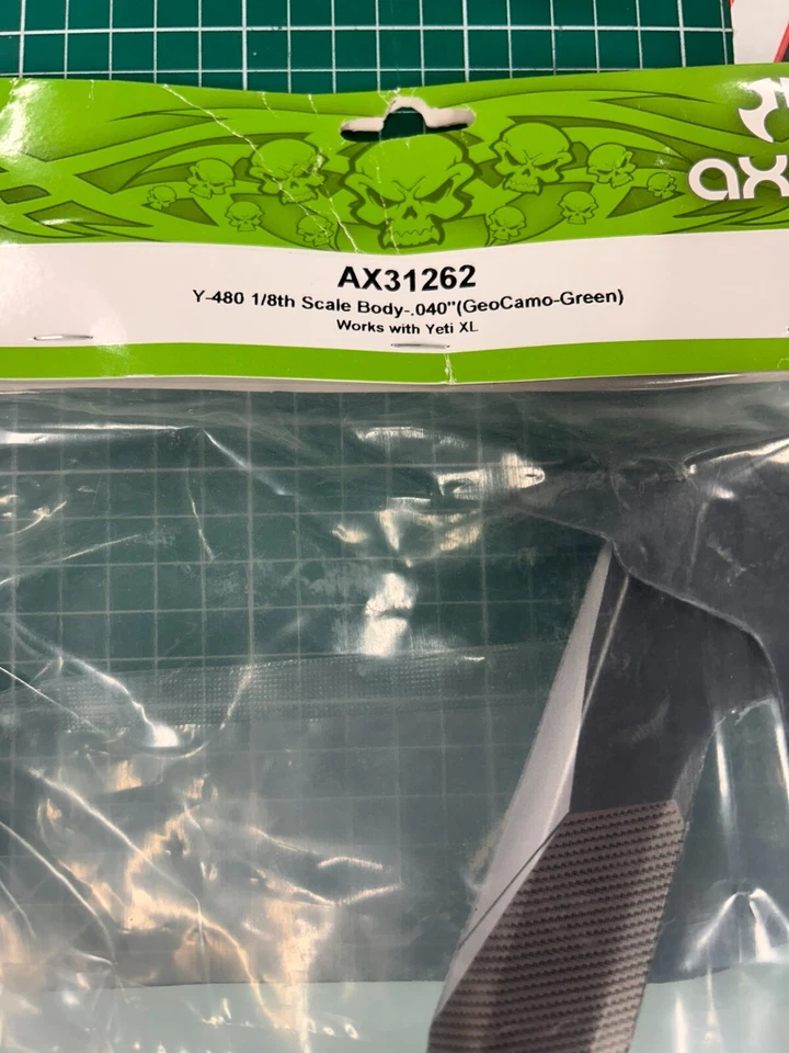 AX31262 AXIAL Y-480 1/8 SCALE BODY, GREEN GEOCAMO - Image 1 of 3