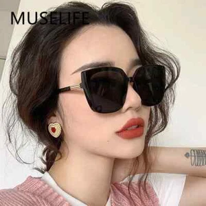 Womans Luxury Cat Eye Fashion Sunglasses Female Stylish - Picture 1 of 18