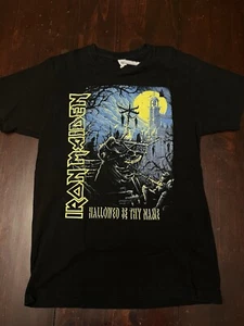 Iron Maiden "Hallowed Be Thy Name" T-Shirt Size Small Black Mens Womens - Picture 1 of 4