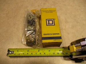 SQUARE D 9070AP4 FUSE BLOCK, T0056 - Picture 1 of 3