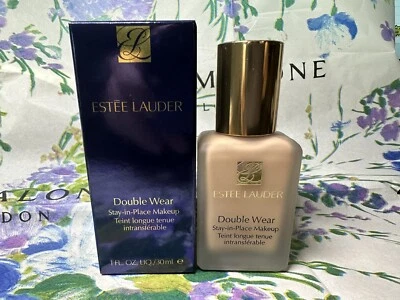 Estee Lauder Double Wear Stay-in-Place foundation~3C1~1.0 Oz/30 ml - Image 1 of 4