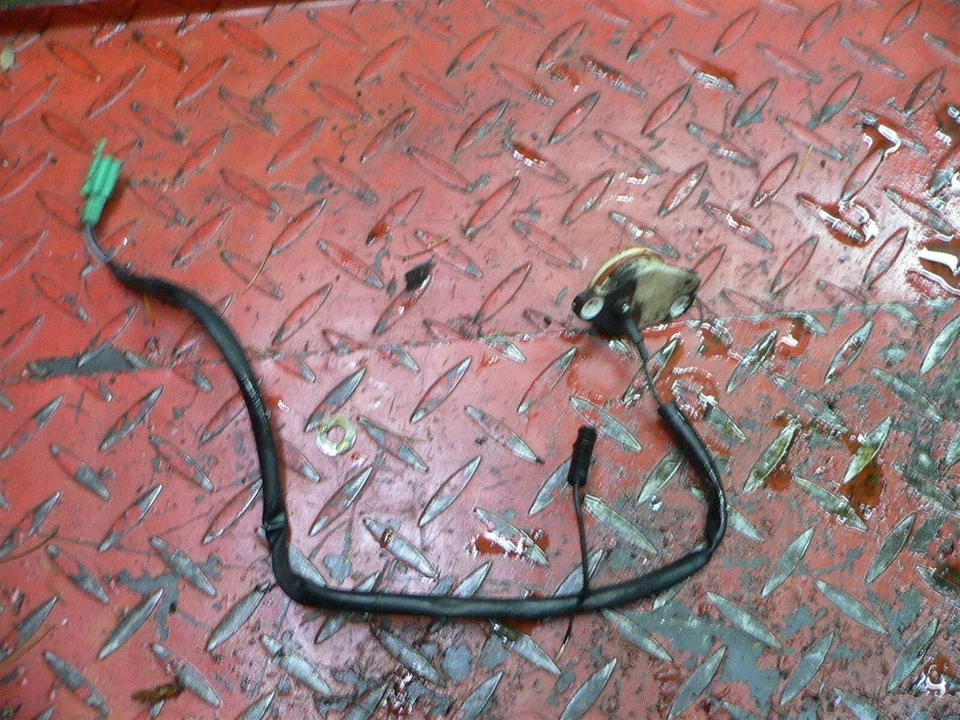 Yamaha FZR-600R FZR6 1998 interruptor de seguridad neutral Foto 1 de 1