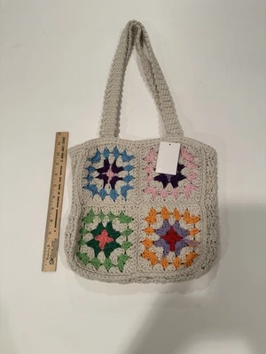 Bolso de Mano Granny Squares Crochet Forrado con Patrón Colorido Forever 21 Nuevo Foto 1 de 4